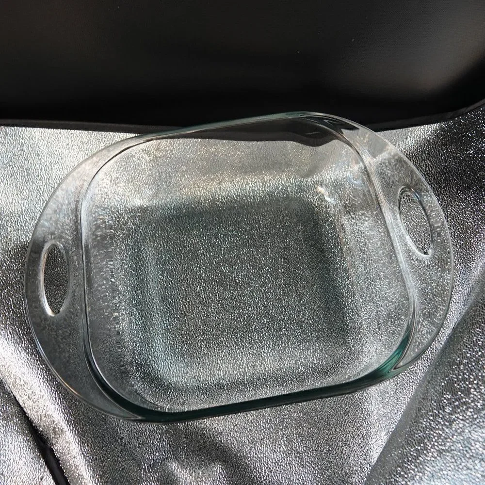 Anchor Hocking 2 Qt Baking Pan